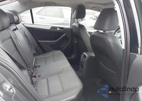 2012 Volkswagen Jetta 2.0L Tdi z USA, uszkodzony, nr VIN 3VW3L7AJ7CM417053